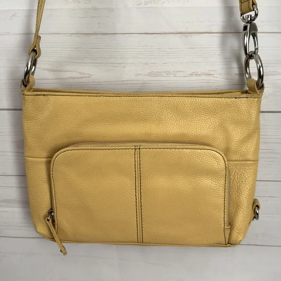 Tignanello Yellow Leather Crossbody Bag Medium Size Purse - Picture 2 of 8